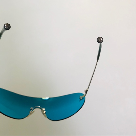 chanel blue glasses